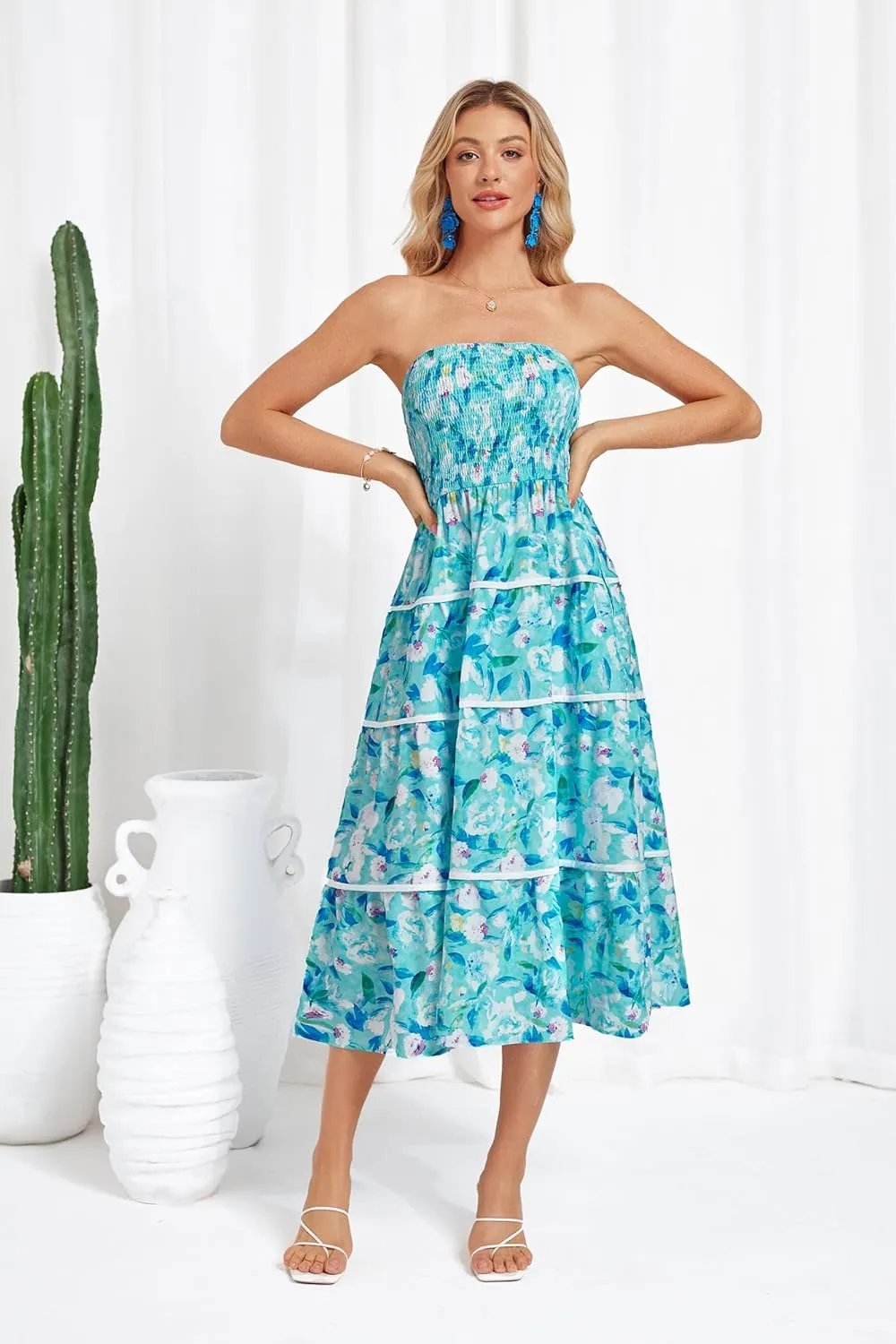 GRACE KARIN 2025 Women's Summer Floral Dress Strapless Smocked Tube Dress Boho Beach A-Line Midi Dresses with Pockets
