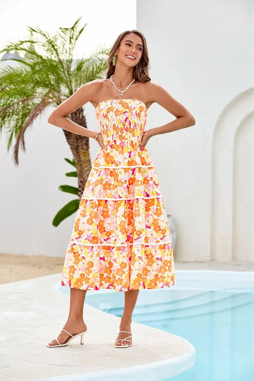 GRACE KARIN 2025 Women's Summer Floral Dress Strapless Smocked Tube Dress Boho Beach A-Line Midi Dresses with Pockets