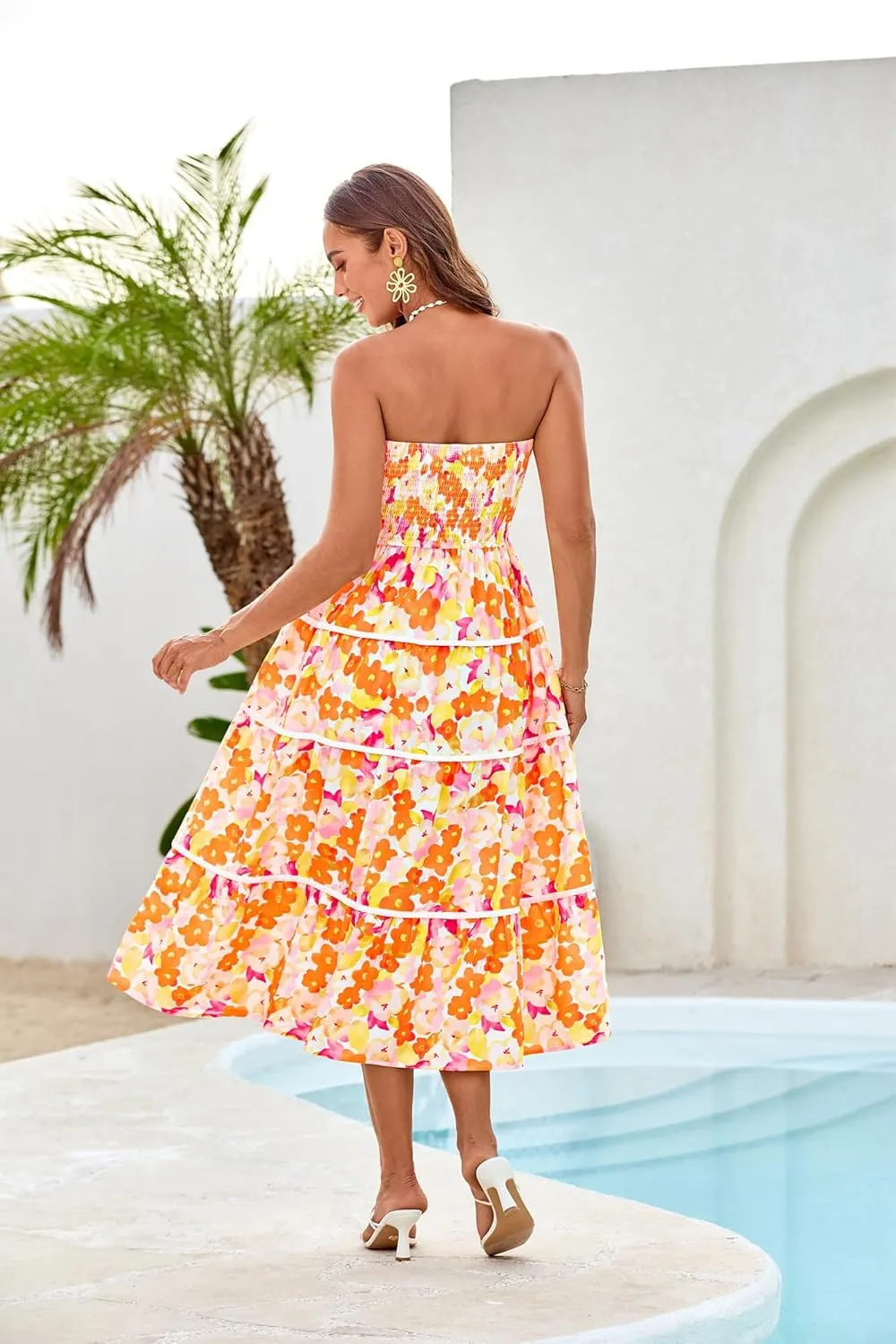GRACE KARIN 2025 Women's Summer Floral Dress Strapless Smocked Tube Dress Boho Beach A-Line Midi Dresses with Pockets