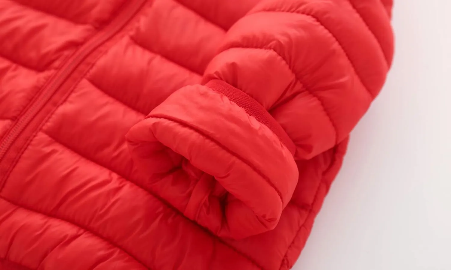 Hooded Puffer Jackets for Boys and Girls  Lightweight and Packable  Autumn and Winter Coat, Warm and Comfy