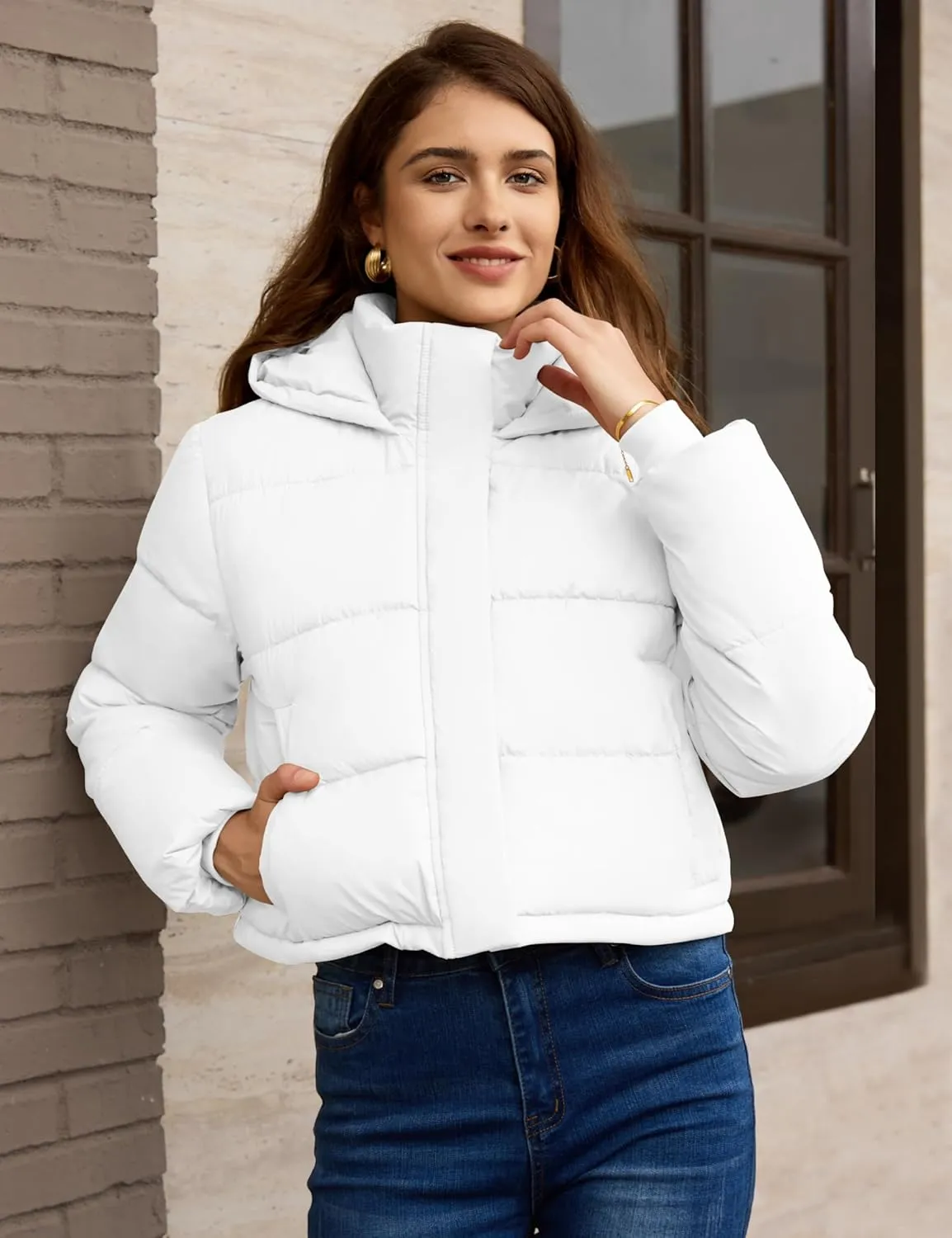 PHISOCKAT Womens Puffer Jacket Cropped Quilted Jacket Long Sleeve Full Zip Coats with Pockets Winter Outerwear with Hood